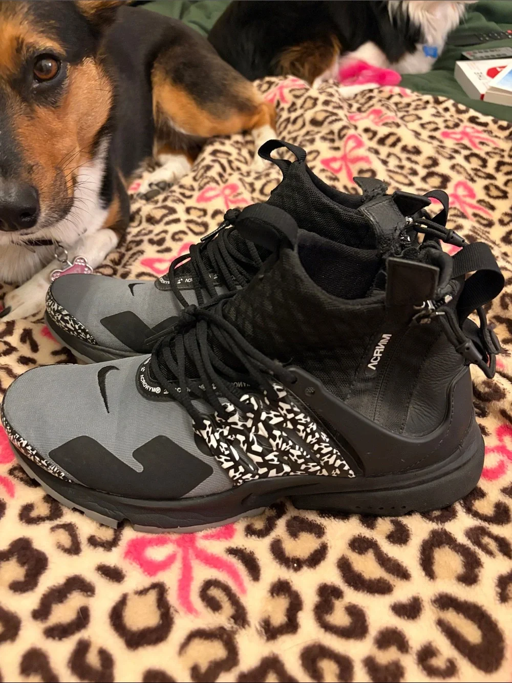 Nike Men’s Black and Gray High-Top Athletic Sneakers with Patterned Accents